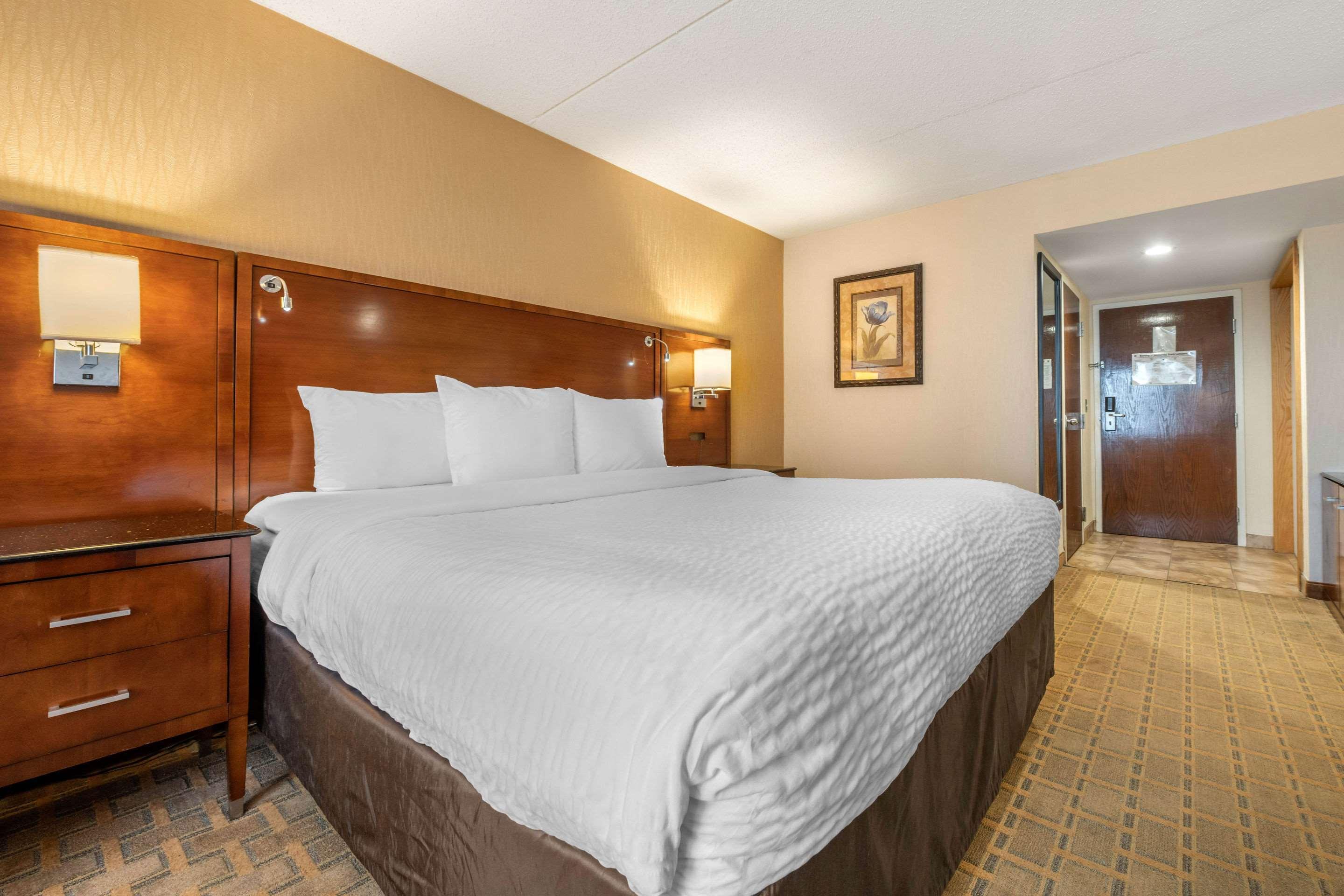 Clarion Hotel Marina&Conference Center Dunkirk Exterior foto